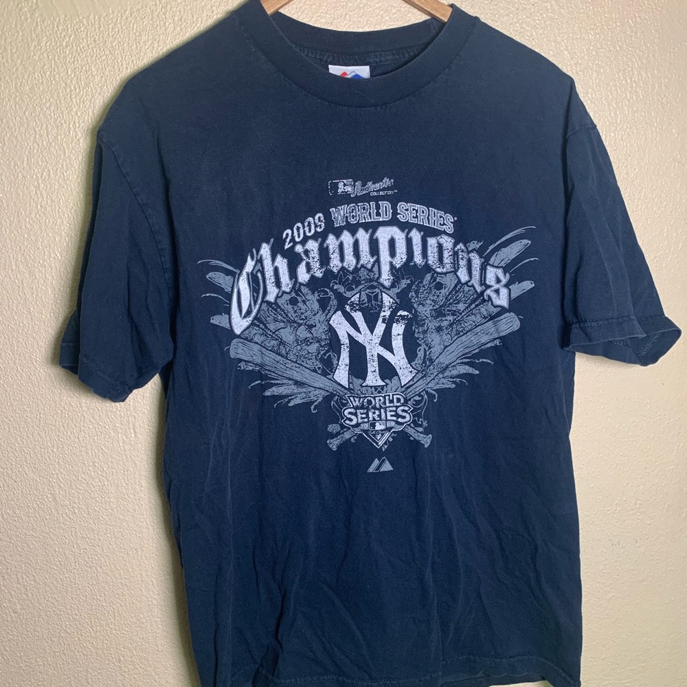 Majestic Navy World Series Yankees Champions T-Shirt